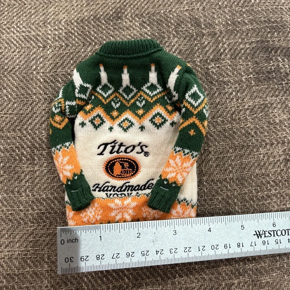 2025 Titos Vodka 750 bottle sweater Funny‎ Bar Decor Cozy Cottage Sweater